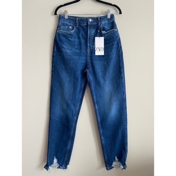 BLOGGERS FAVORITE NWT ZARA Z1975 RIPPED HEM MOM FIT JEANS - Picture 8 of 14
